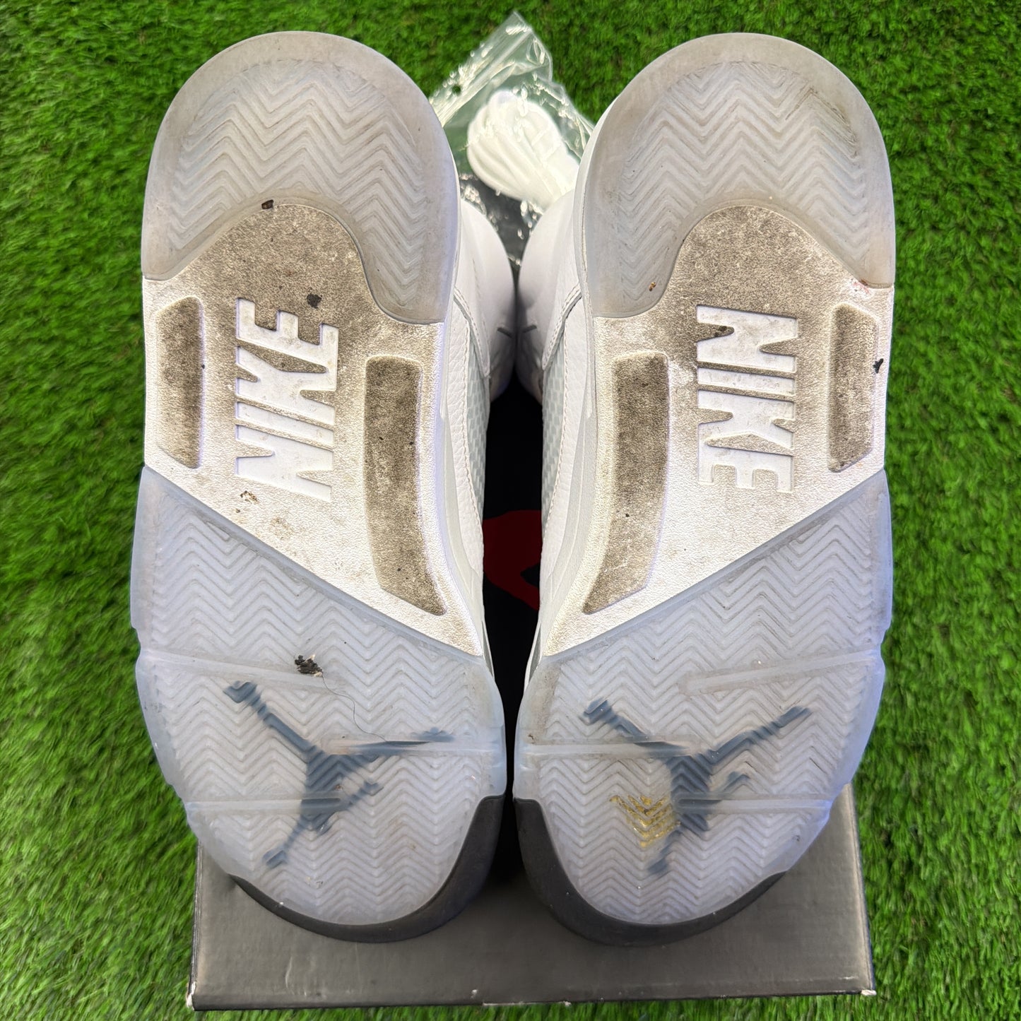 Air Jordan 5 Retro 'White Metallic' 2026