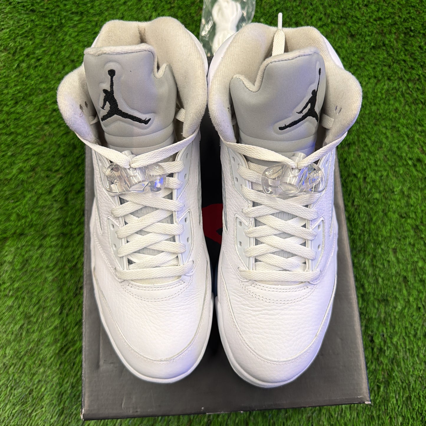 Air Jordan 5 Retro 'White Metallic' 2026