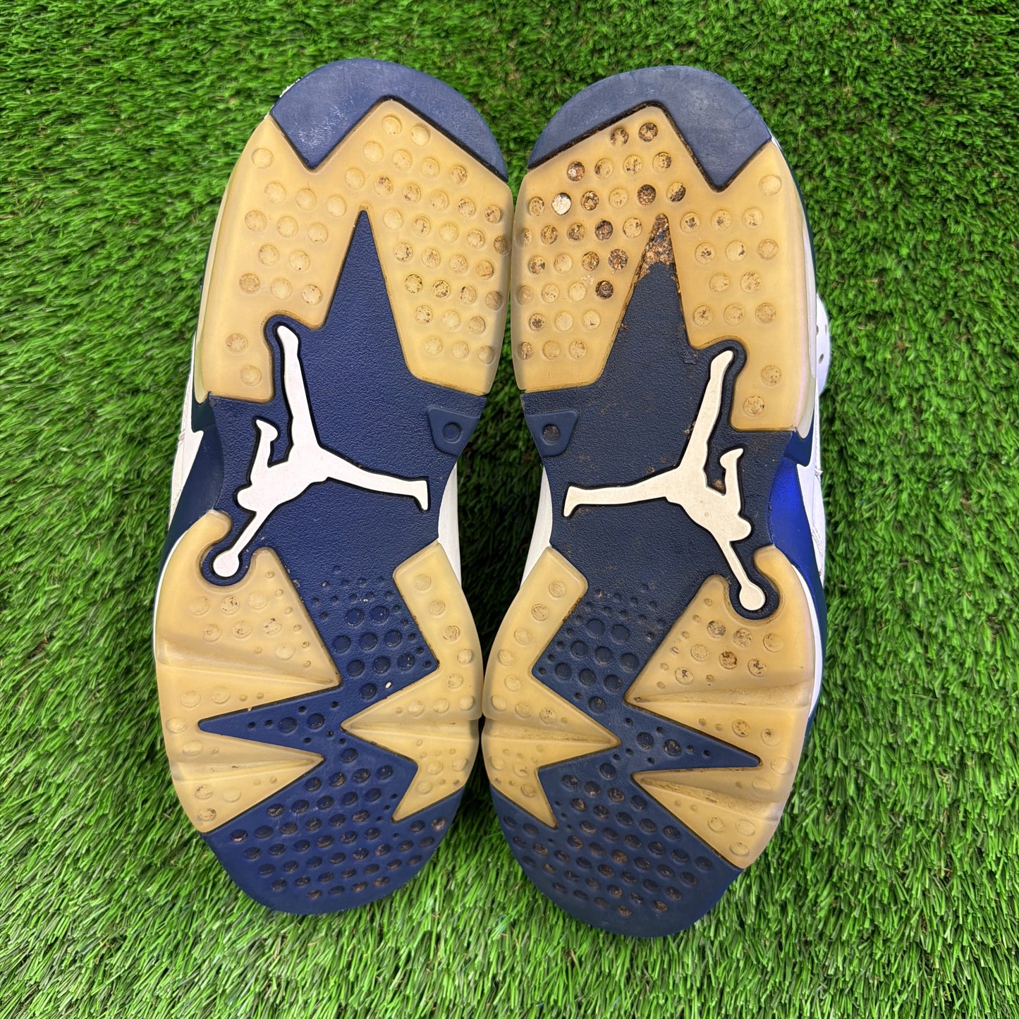 Air Jordan 6 Retro 'Midnight Navy' 2022