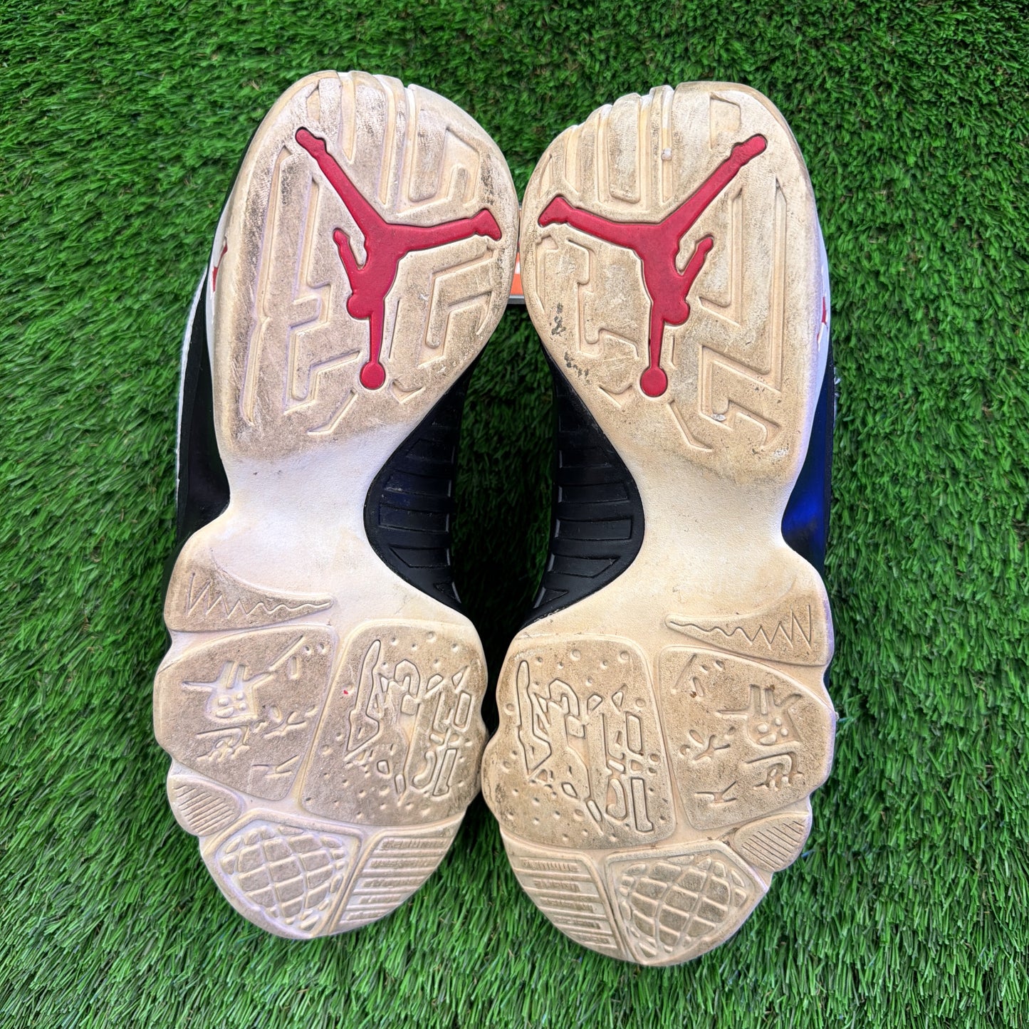 Air Jordan 9 Retro OG 'Space Jam' 2016