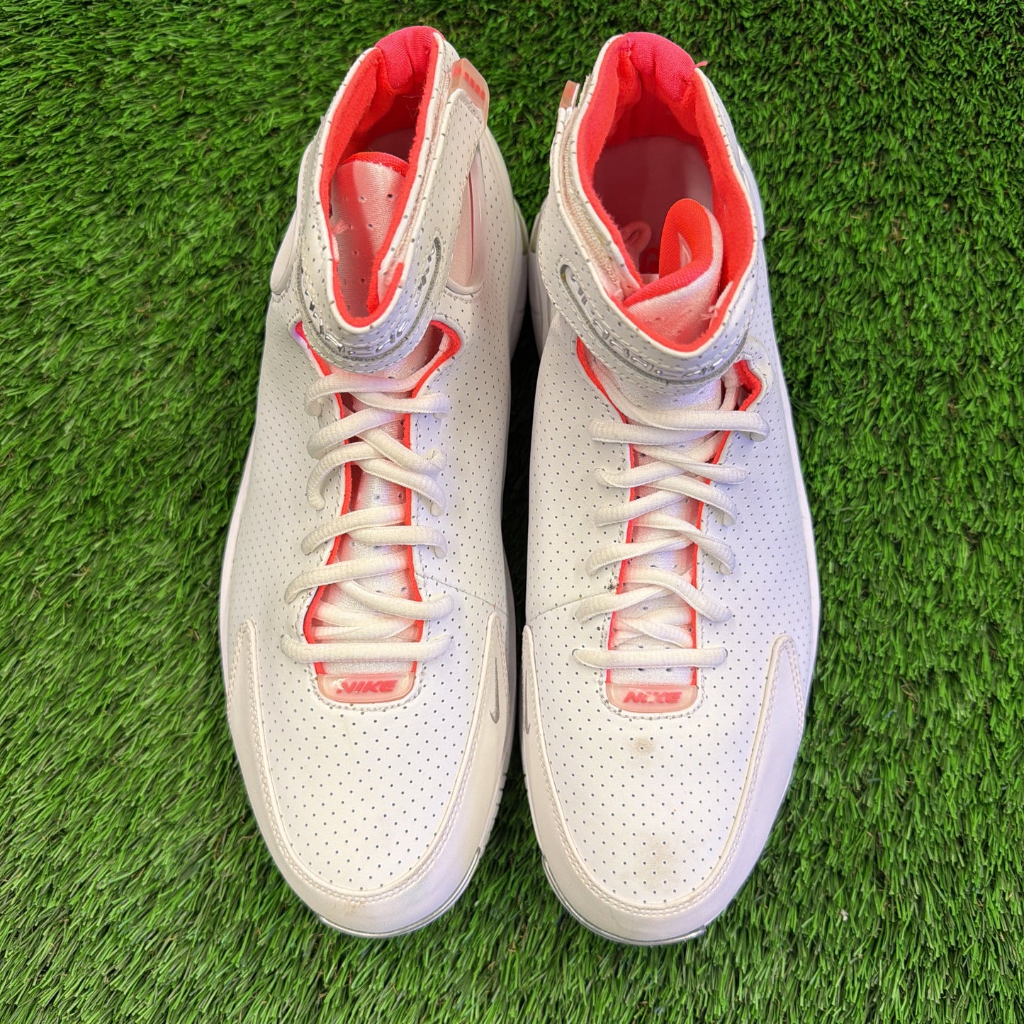 Nike Zoom Huarache 2K4 'White Hot Lava'