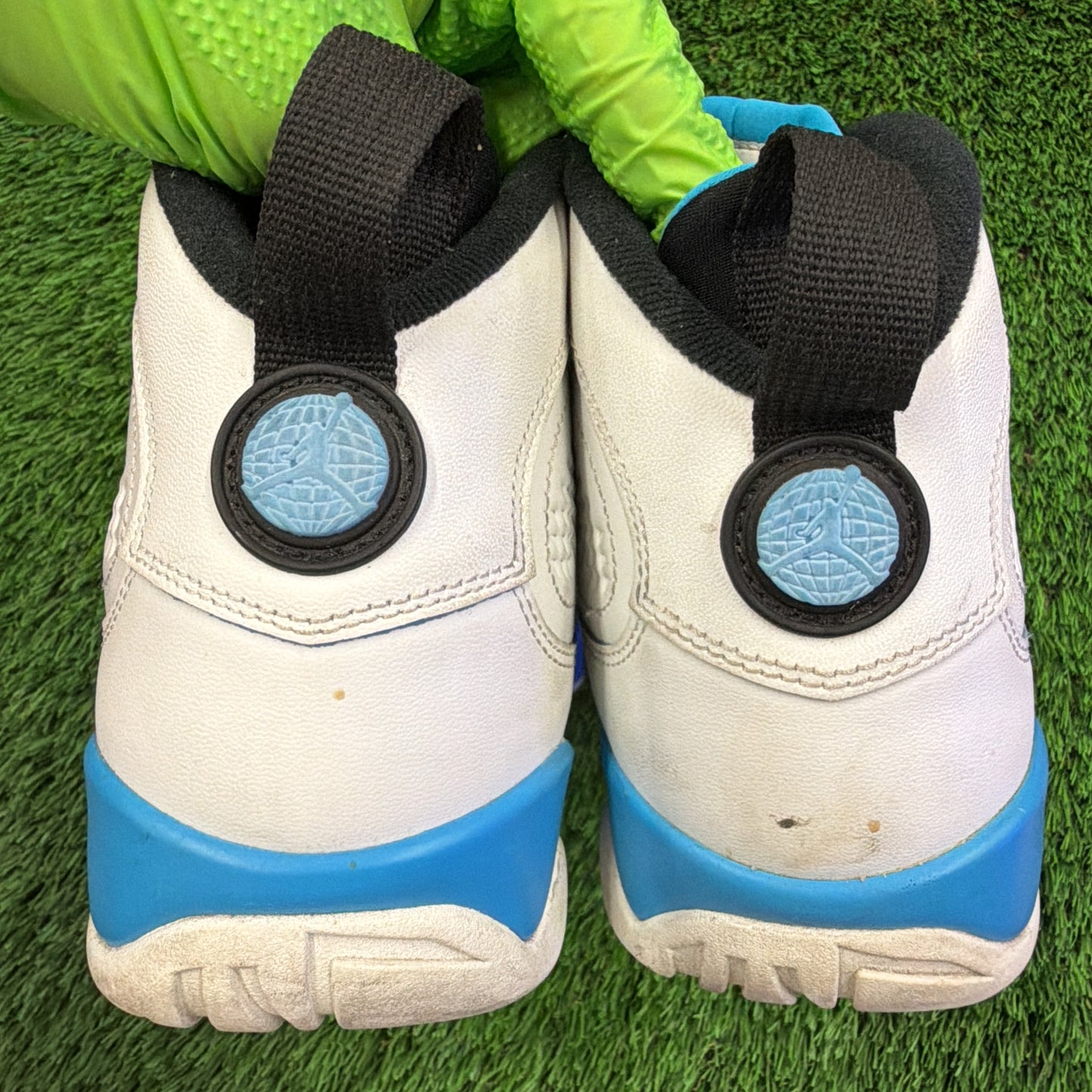 Air Jordan 9 Retro 'Powder Blue' 2024