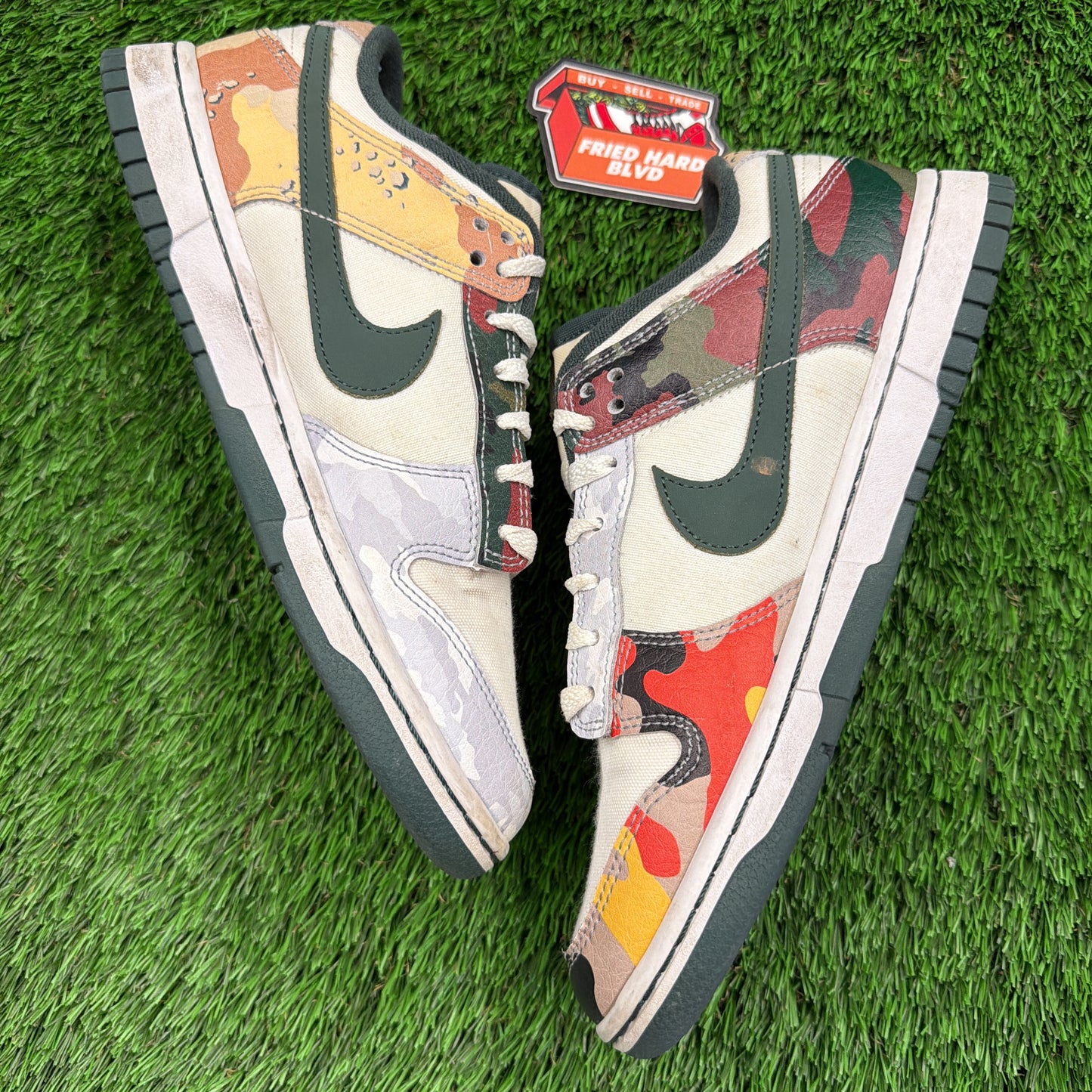Nike Dunk Low SE Sail Multi-Camo
