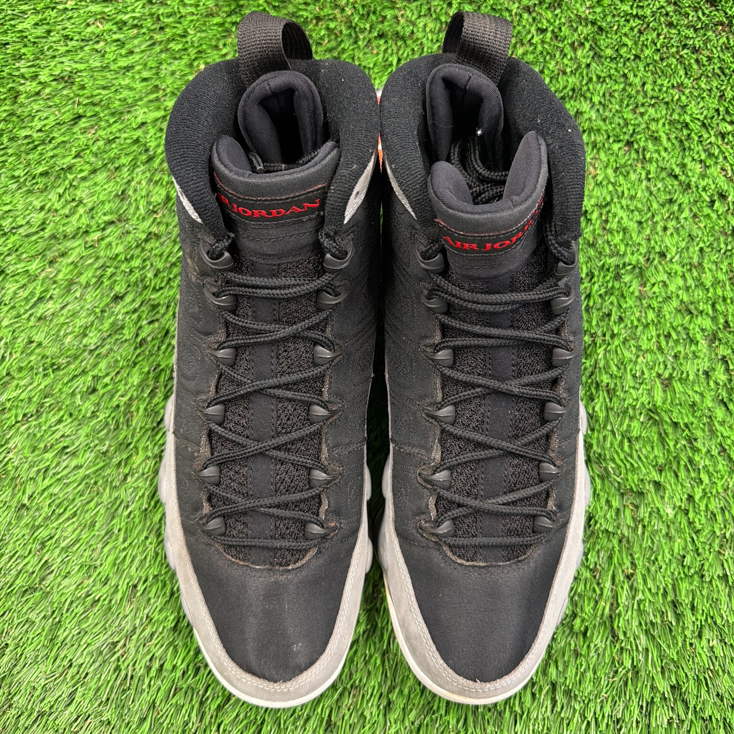 Air Jordan 9 Retro 'Particle Grey'