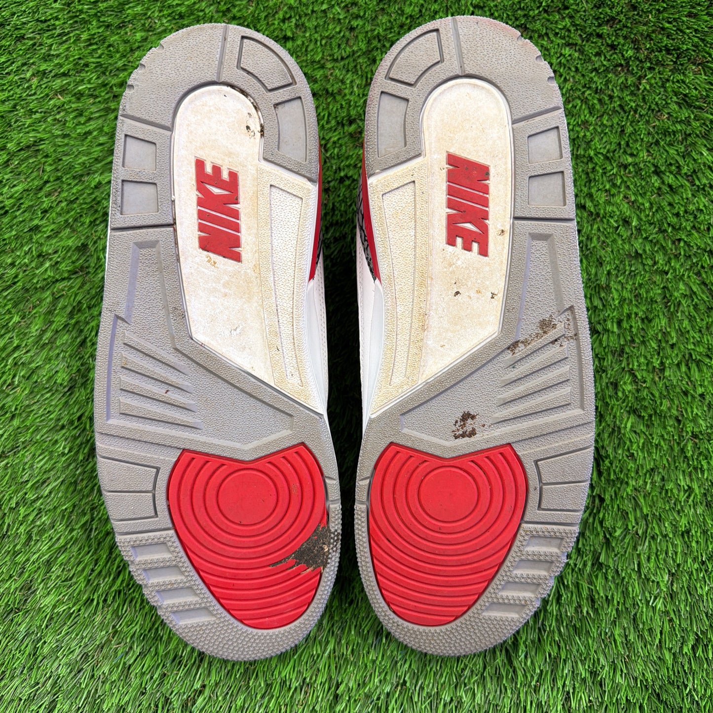 Air Jordan 3 Retro 'Fire Red' 2022