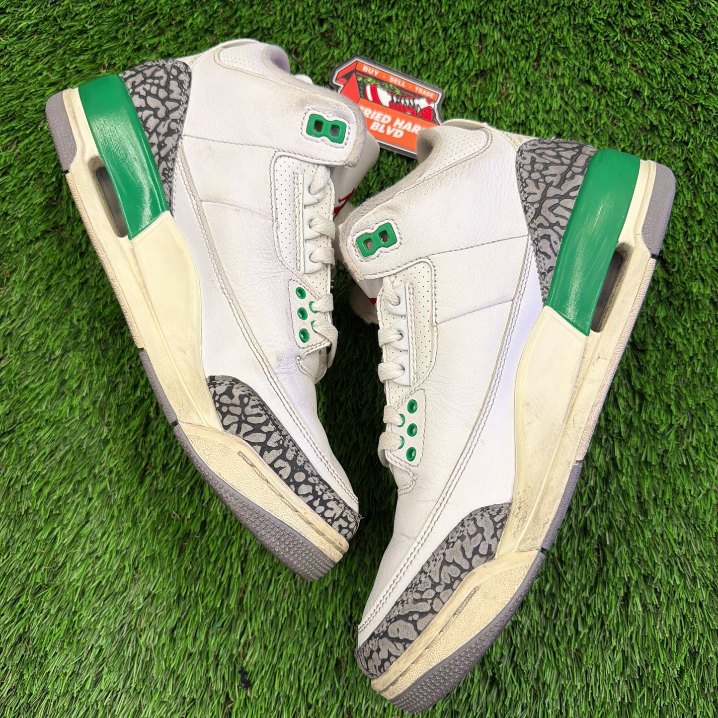 Wmns Air Jordan 3 Retro 'Lucky Green'