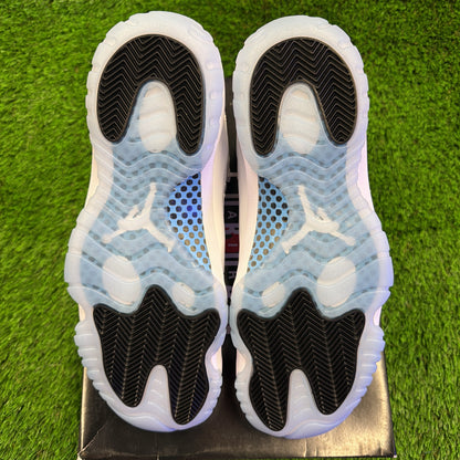 Air Jordan 11 Retro 'Legend Blue / Columbia' 2024