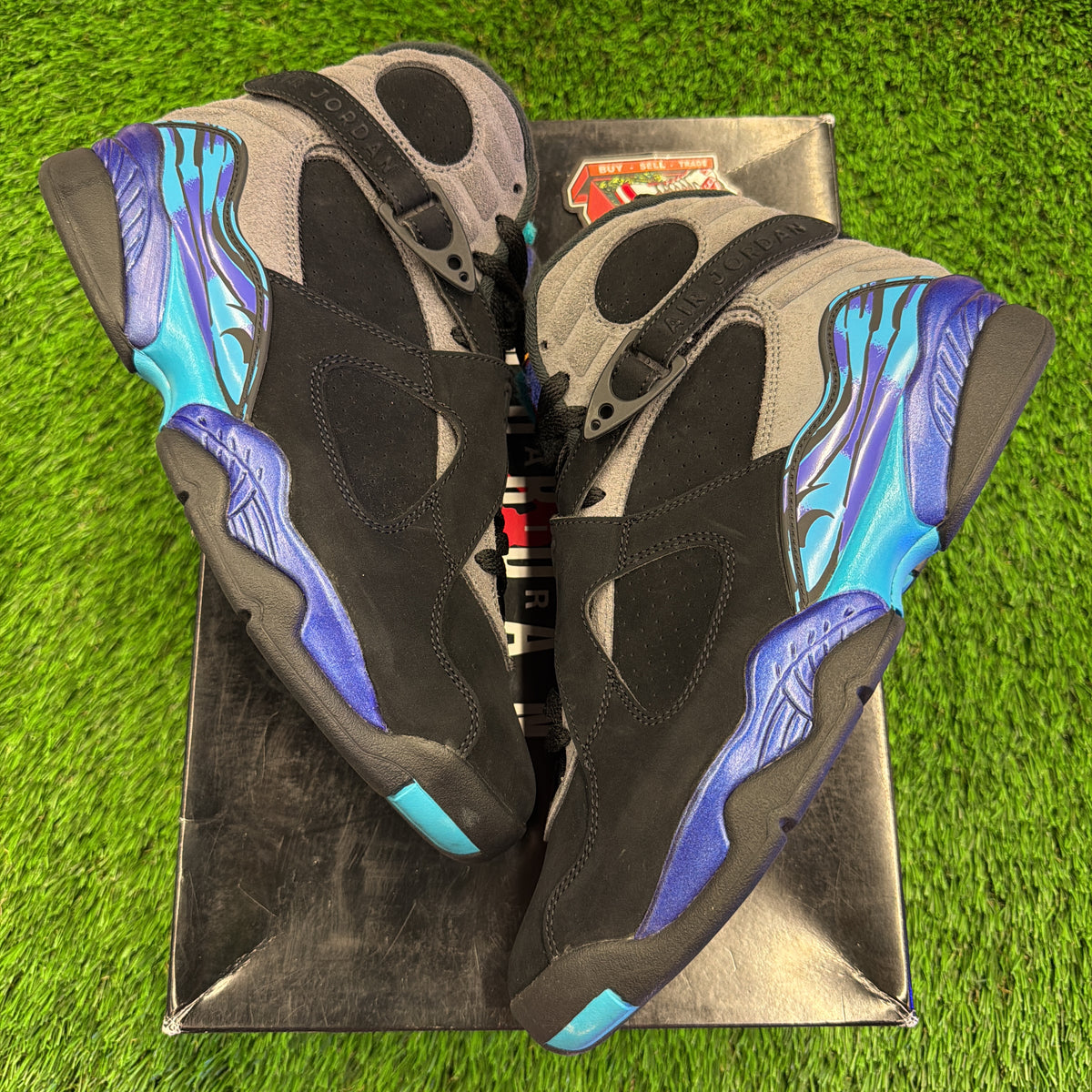 Air Jordan 8 Retro 'Aqua' 2025