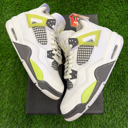 Air Jordan 4 Retro GS 'Light Lemon Twist'