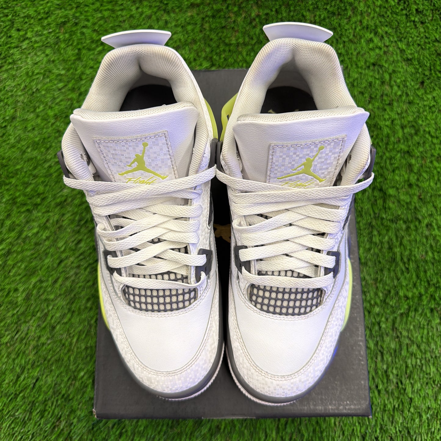 Air Jordan 4 Retro GS 'Light Lemon Twist'