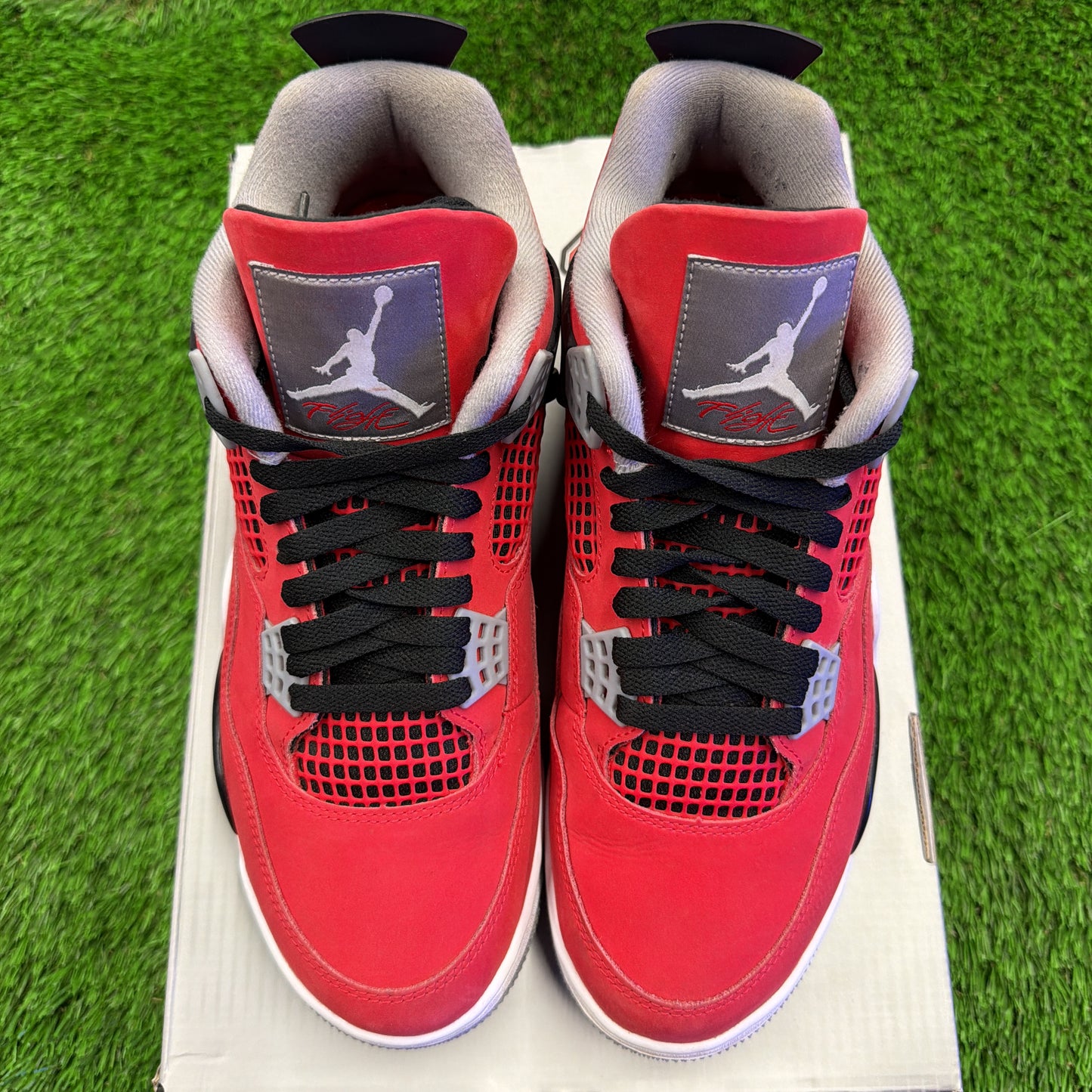 Jordan 4 'Toro Bravo'