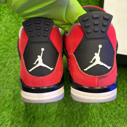 Jordan 4 'Toro Bravo'