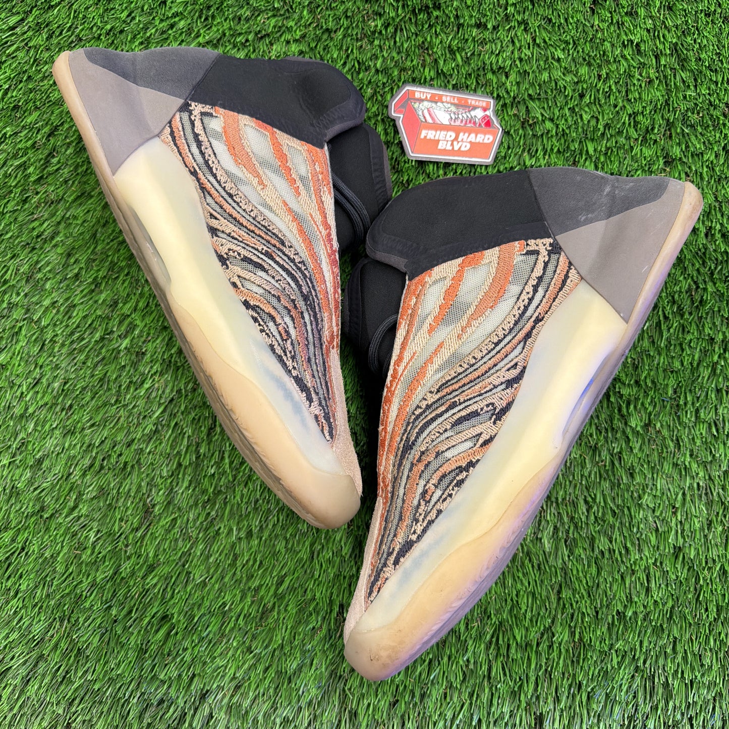 adidas Yeezy Quantum 'Flash Orange'