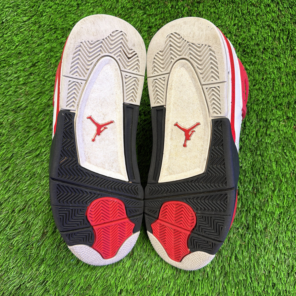 Air Jordan 4 Retro 'Red Cement'