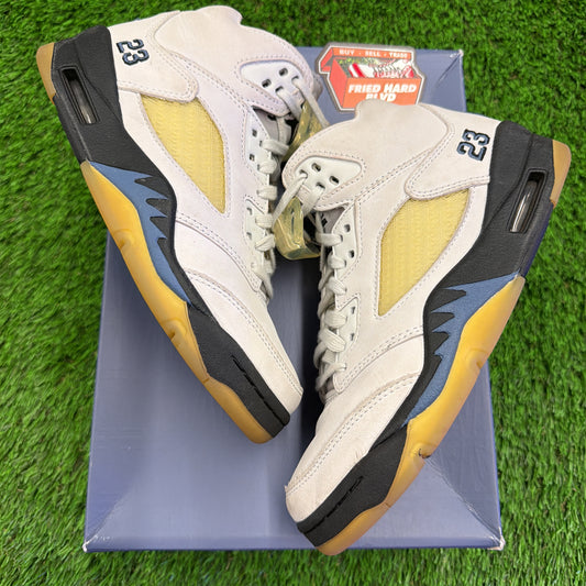 A Ma Maniére x Wmns Air Jordan 5 Retro 'Dawn'