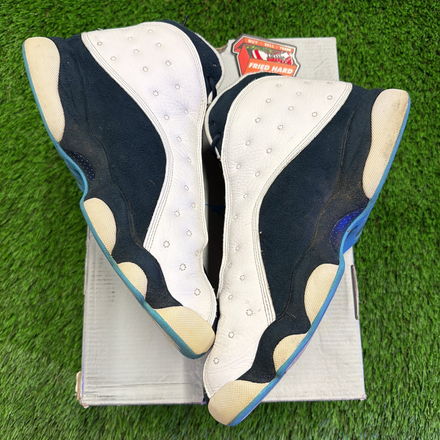 Air Jordan 13 Retro 'Obsidian'