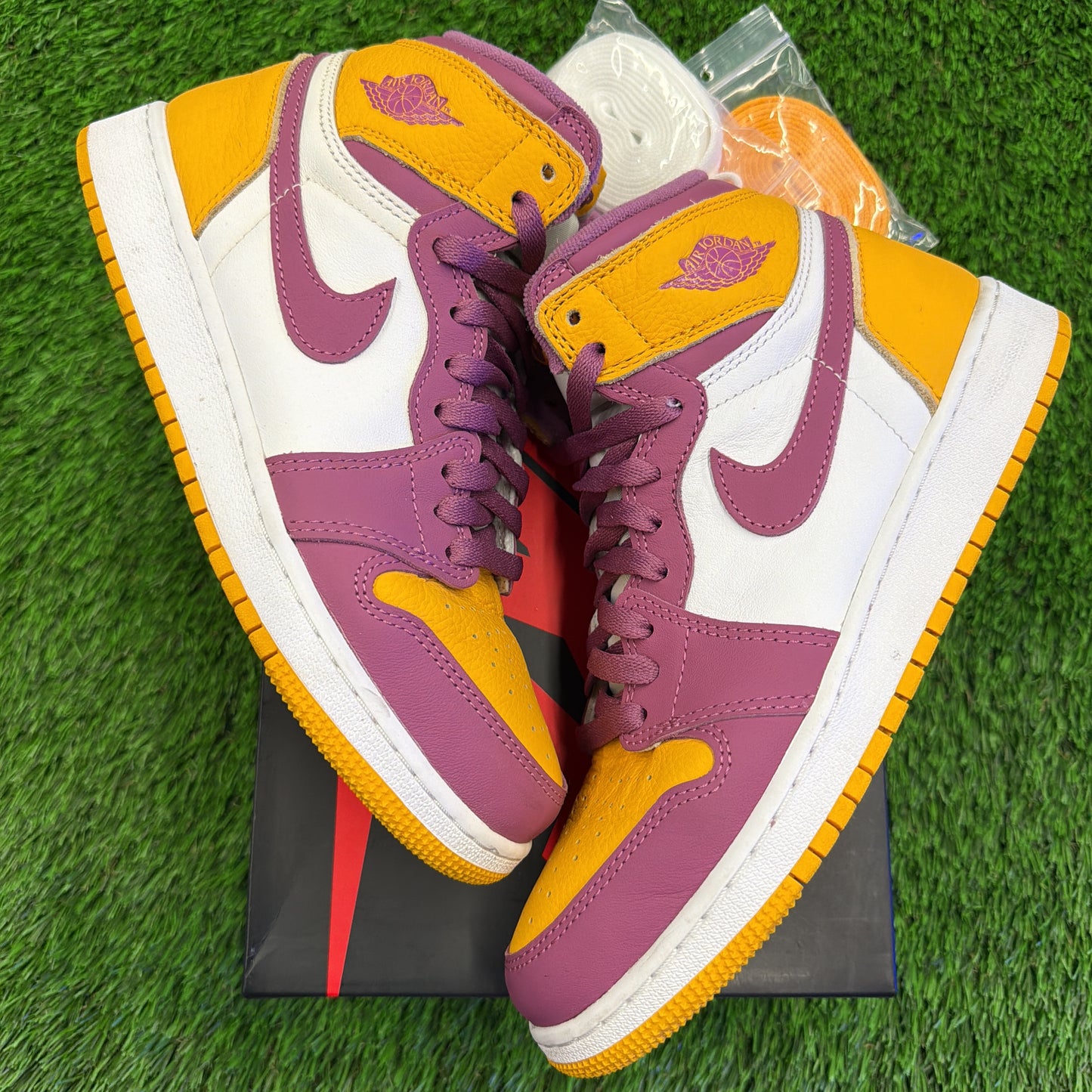 Air Jordan 1 Retro High OG GS 'Brotherhood'