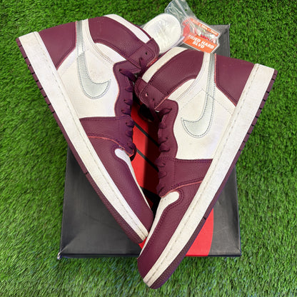Air Jordan 1 Retro High OG 'Bordeaux'