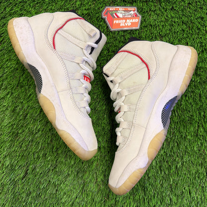 Jordan 11 Retro Platinum Tint (GS) SIZE 5Y/6.5W