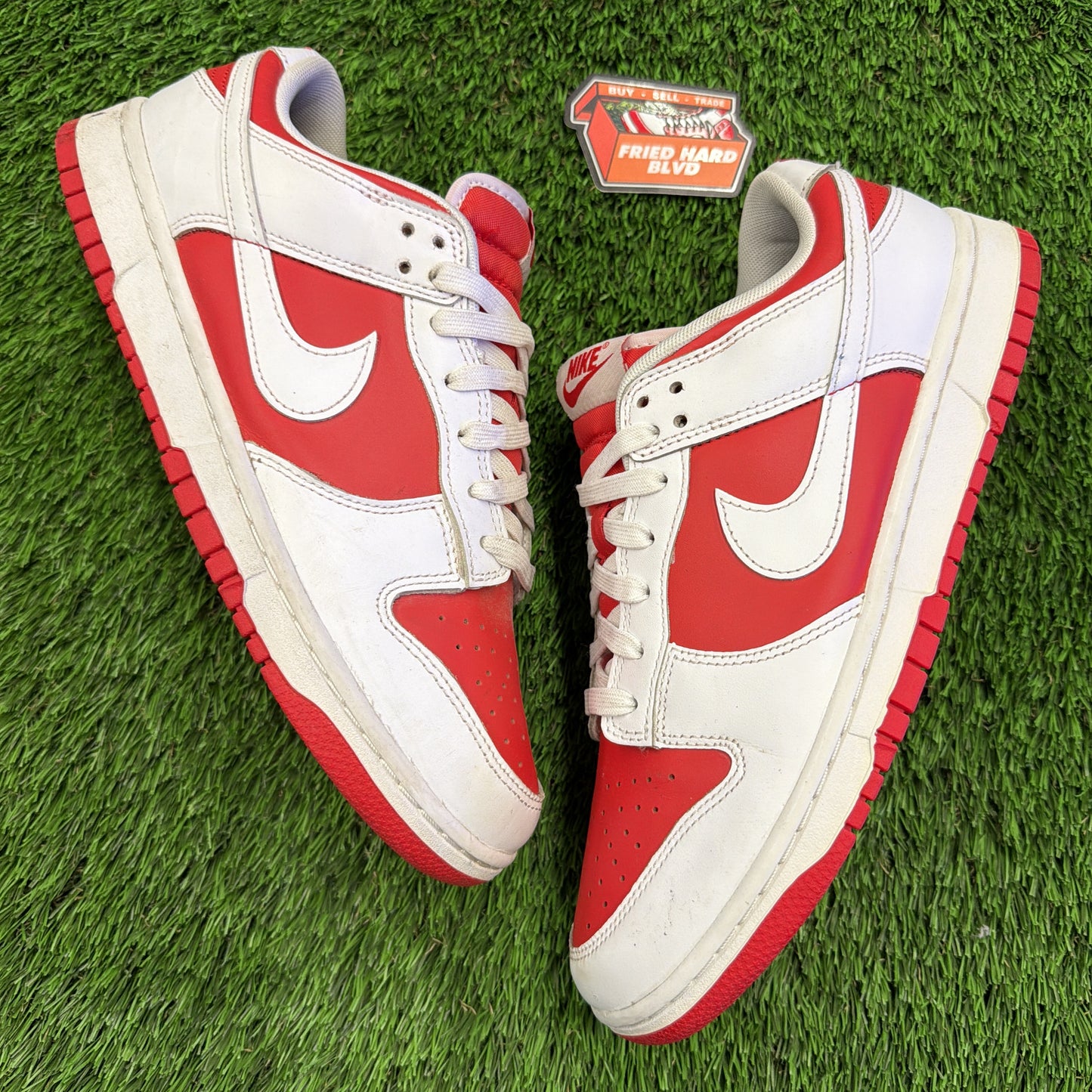 Dunk Low Championship Red SIZE 9.5M/11W