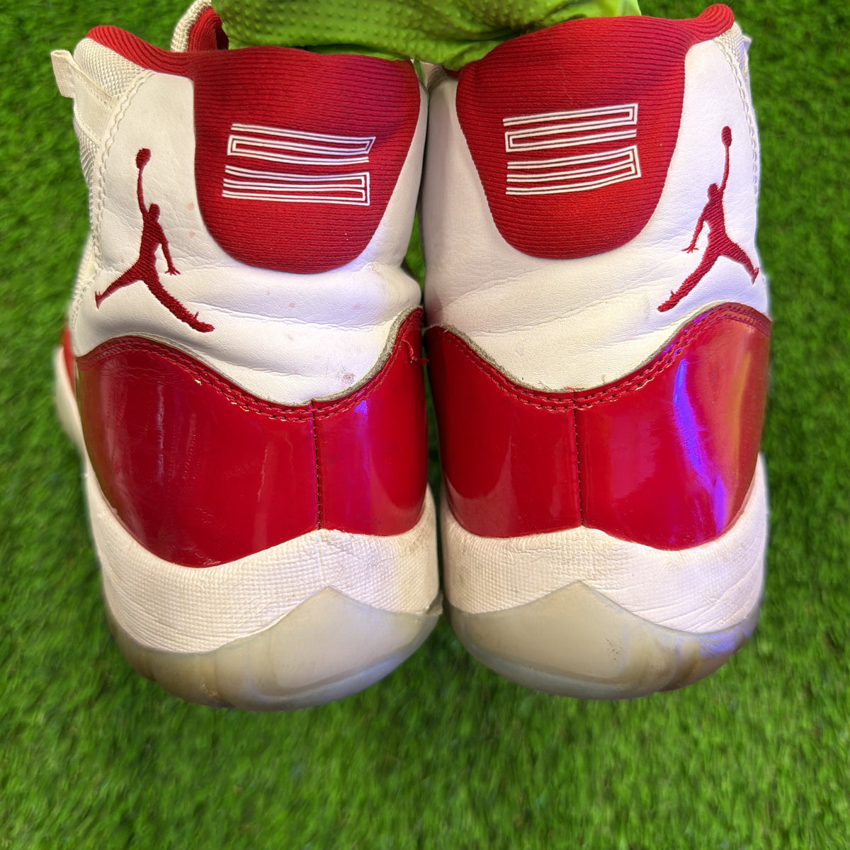 Air Jordan 11 Retro 'Cherry'