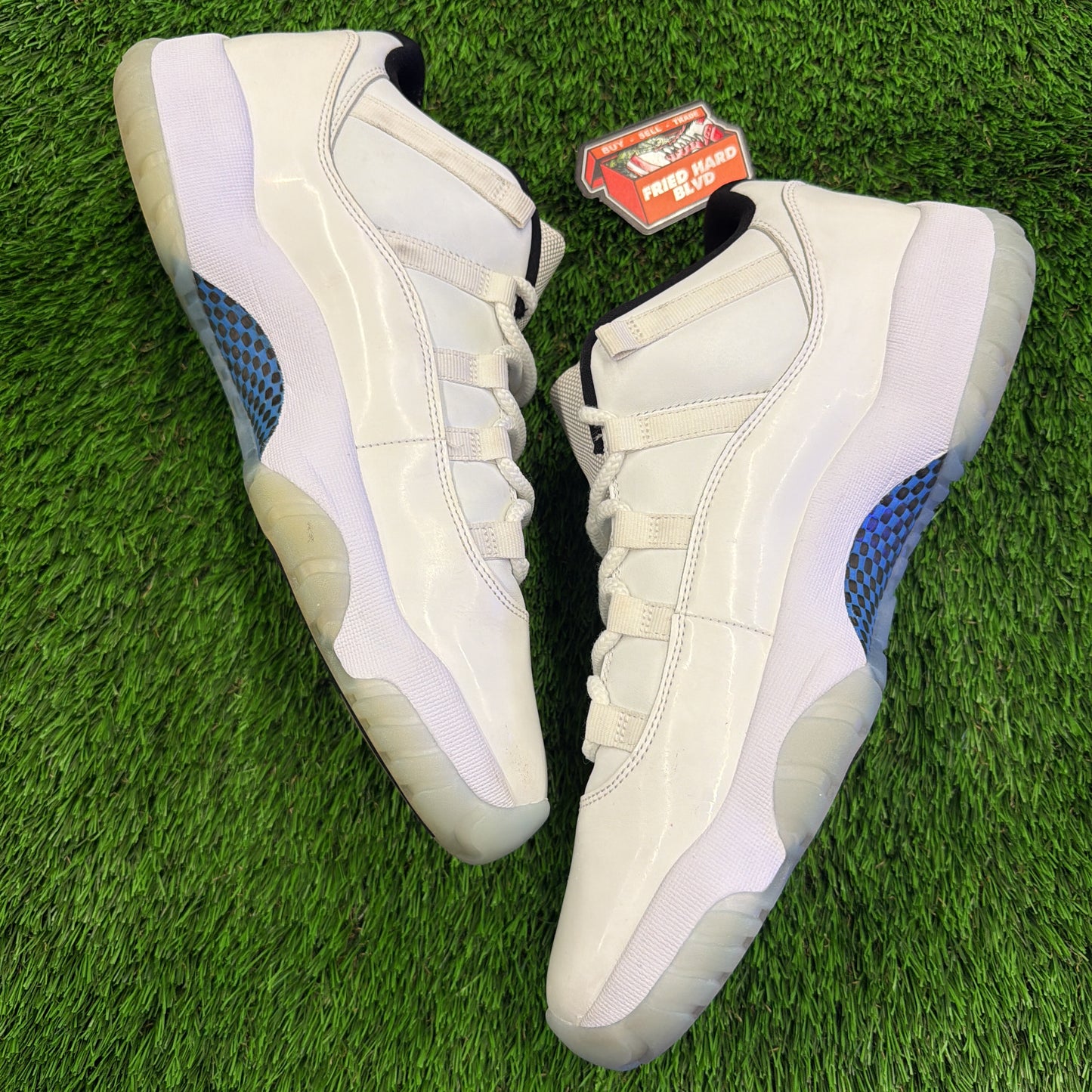 Air Jordan 11 Retro Low 'Legend Blue'