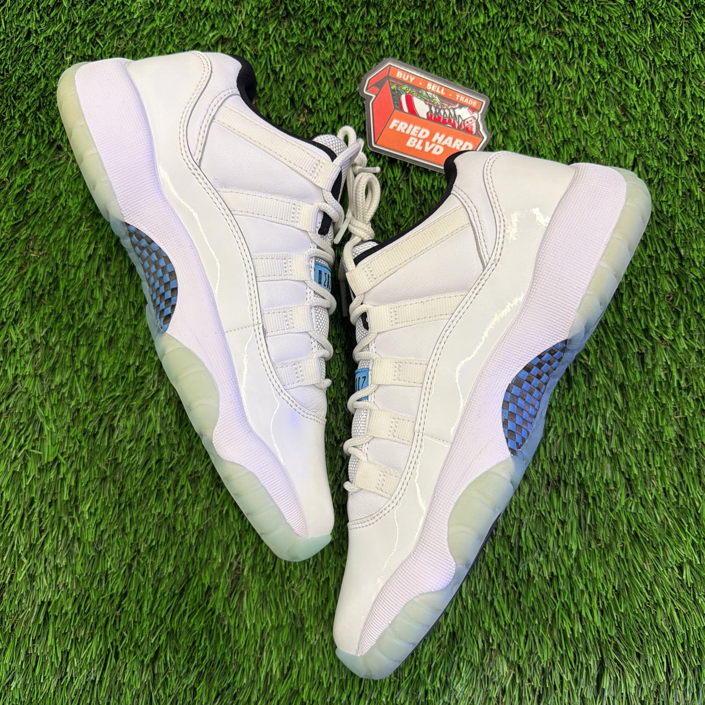 Air Jordan 11 Retro Low GS 'Legend Blue'