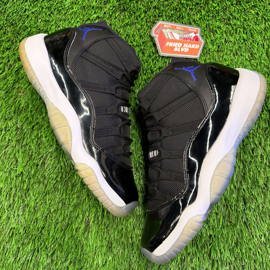 Air Jordan 11 Retro BG 'Space Jam' 2016
