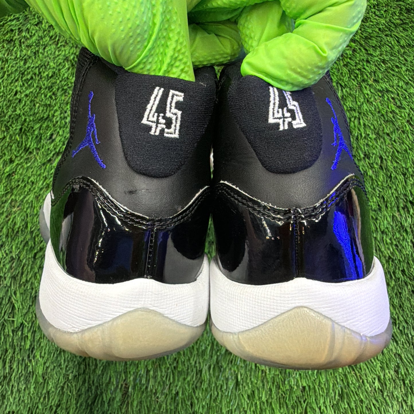 Air Jordan 11 Retro BG 'Space Jam' 2016