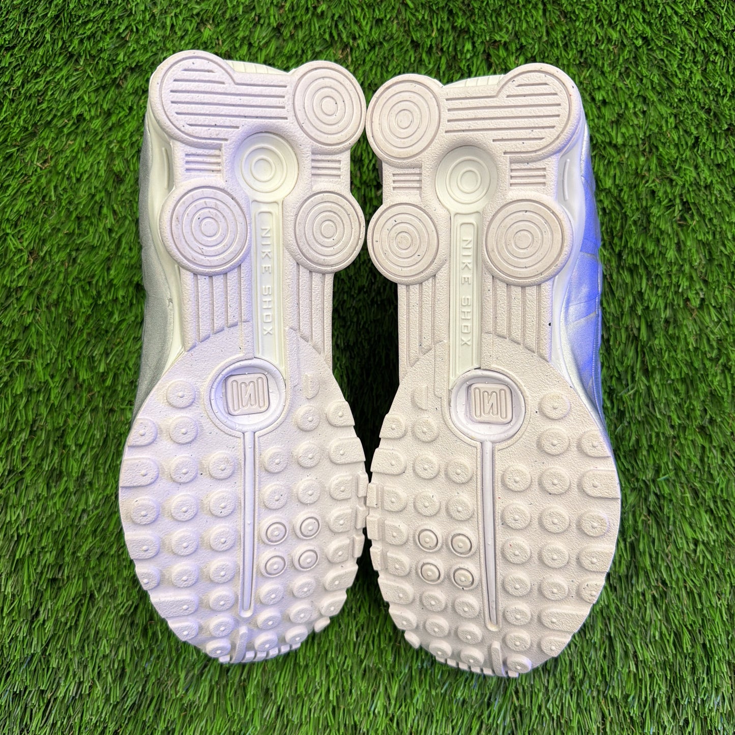 Nike Shox R4 GS 'White Metallic Silver' 2025