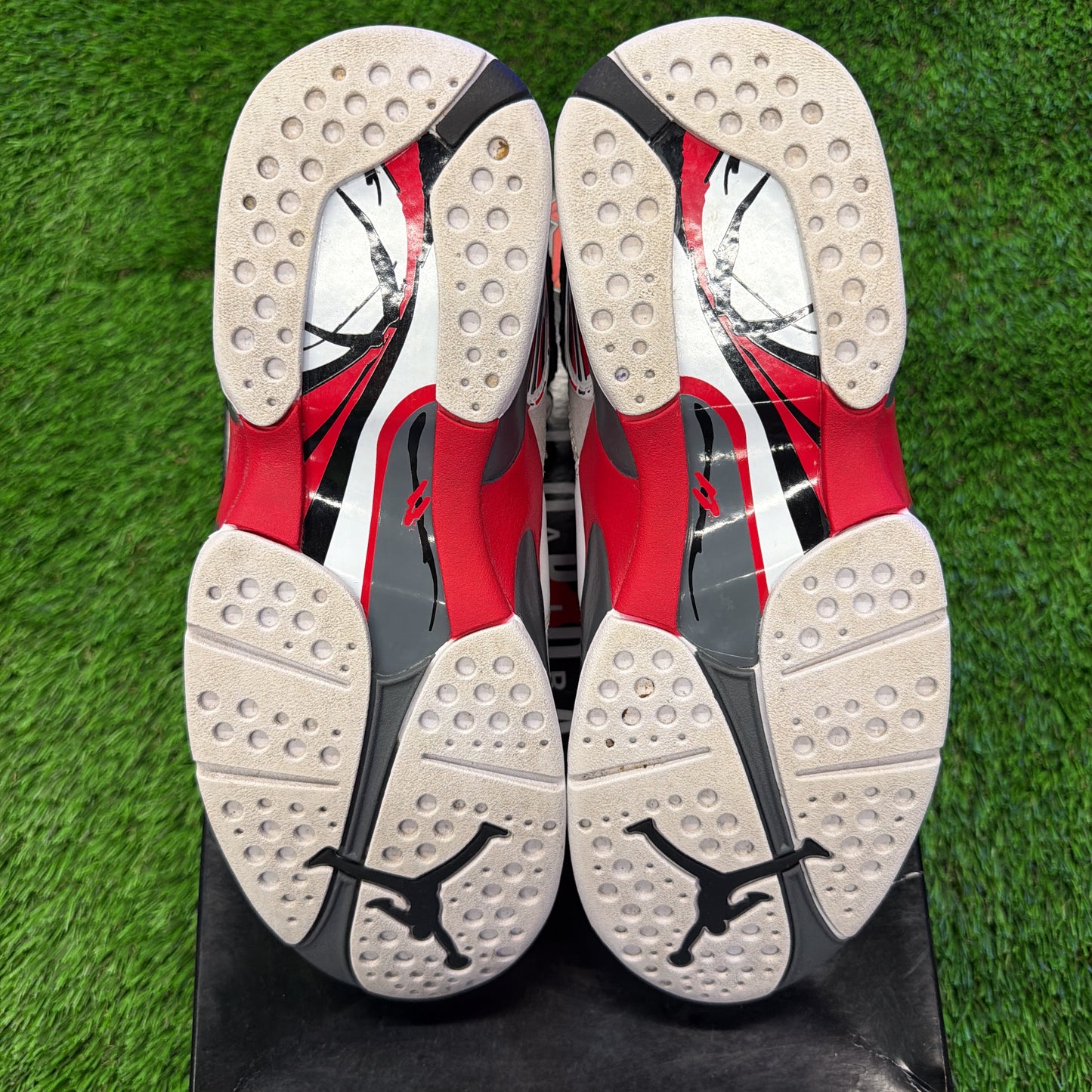Jordan 8 Retro White True Red (2025)