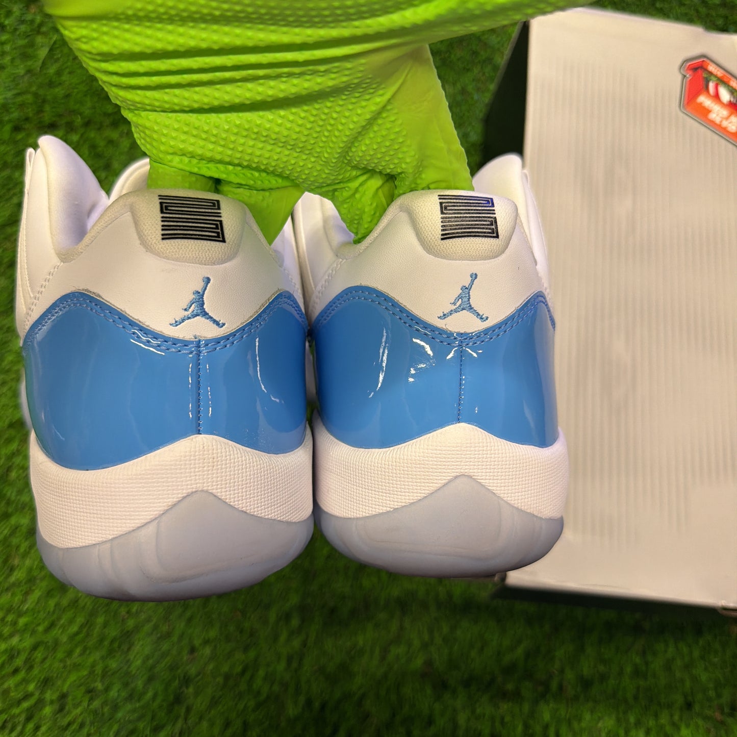 Air Jordan 11 Retro Low 'UNC'