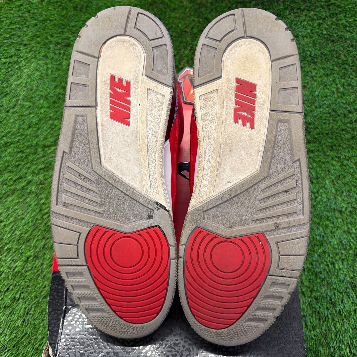 Air Jordan 3 Retro SE 'Unite'