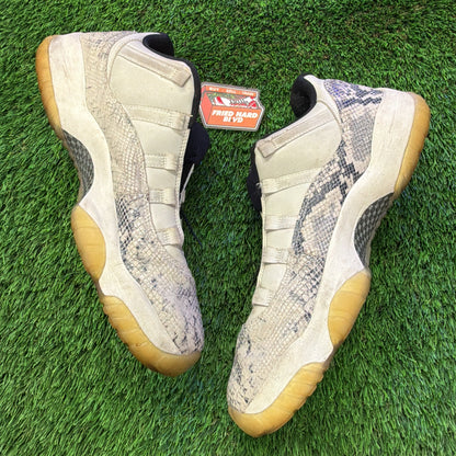 Air Jordan 11 Retro Low 'Light Bone Snakeskin'