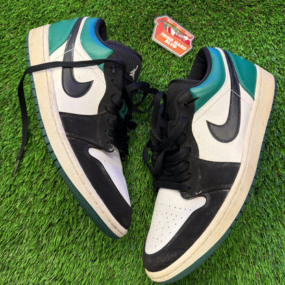 Air Jordan 1 Low 'Mystic Green'