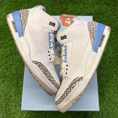 Air Jordan 3 Retro 'UNC'