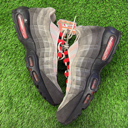 Air Max 95 Essential 'Red Stripe'