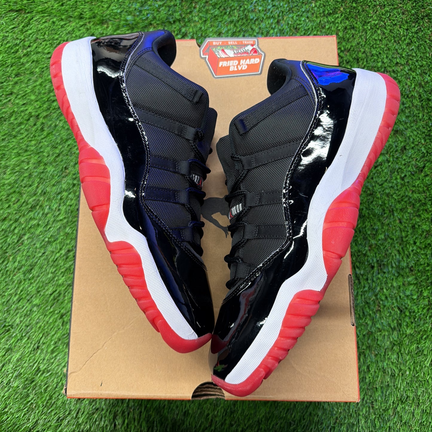 Air Jordan 11 Retro Low 'Bred'