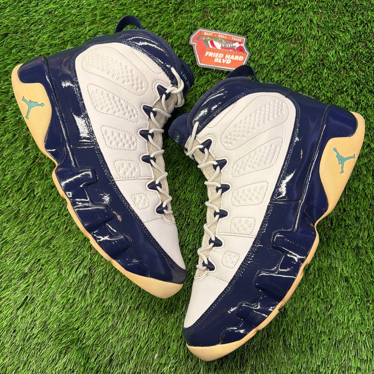 Air Jordan 9 Retro 'UNC'