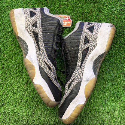 Air Jordan 11 Retro Low IE 'Bred' 2021