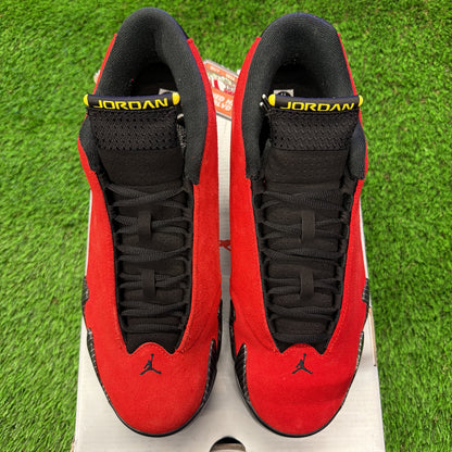 Jordan 14 Retro Ferrari (2025)