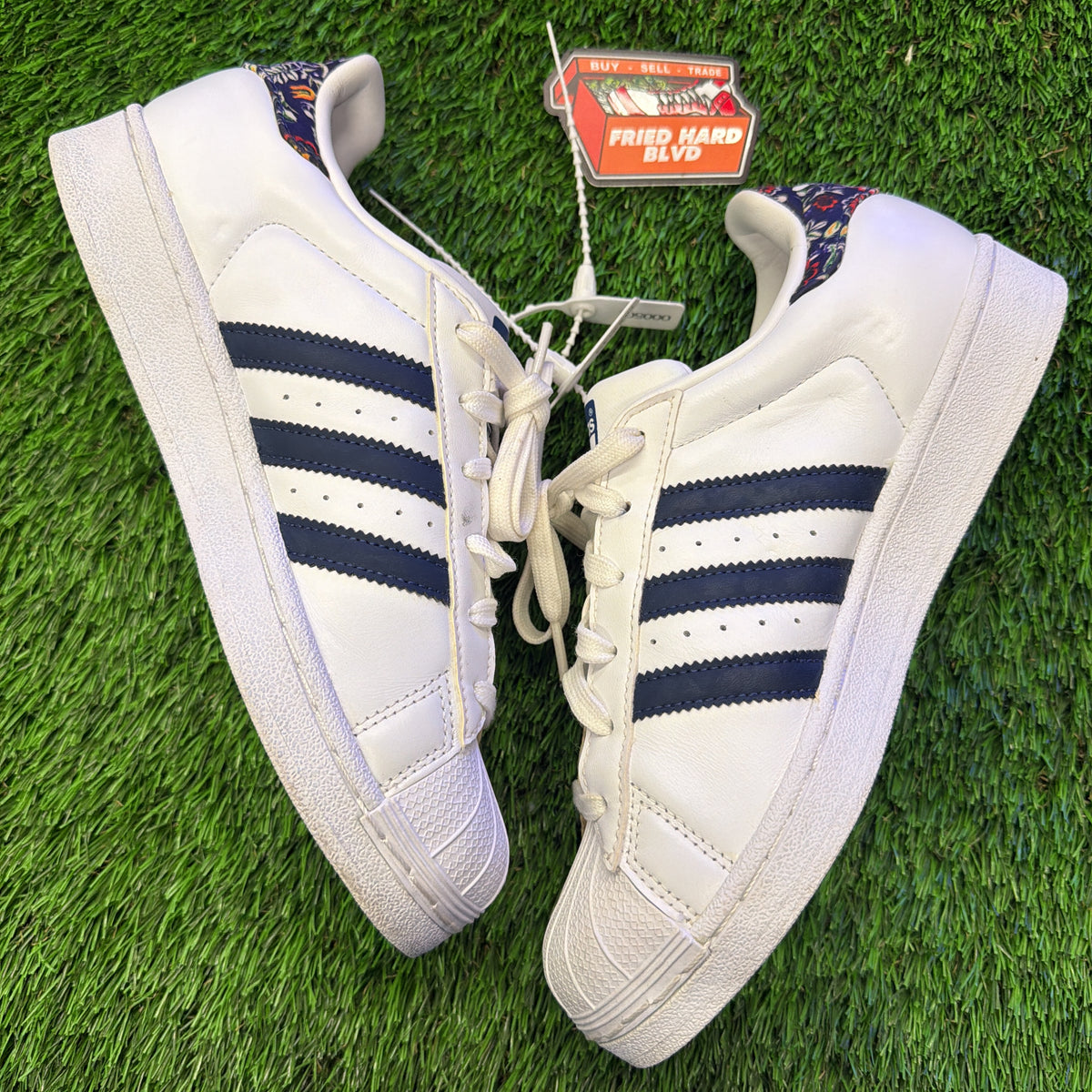Adidas Superstar