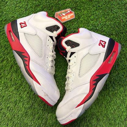 Air Jordan 5 Retro 'Fire Red' 2025