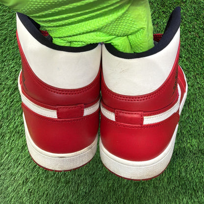 Air Jordan 1 Mid 'Gym Red'