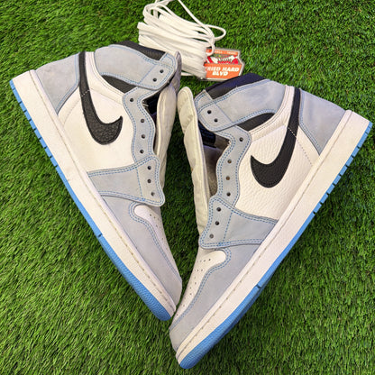 Air Jordan 1 Retro High OG 'University Blue'
