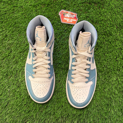 Wmns Air Jordan 1 Mid 'University Blue'