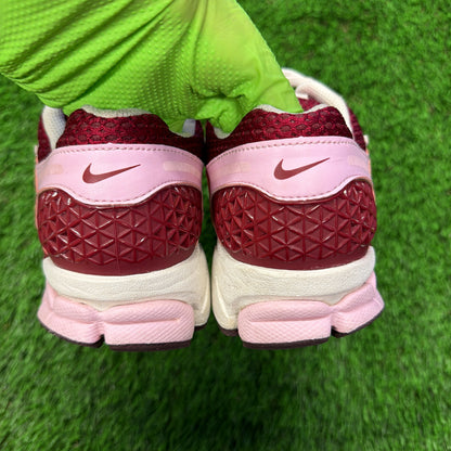 Nike Wmns Air Zoom Vomero 5 'Pink Foam Team Red'