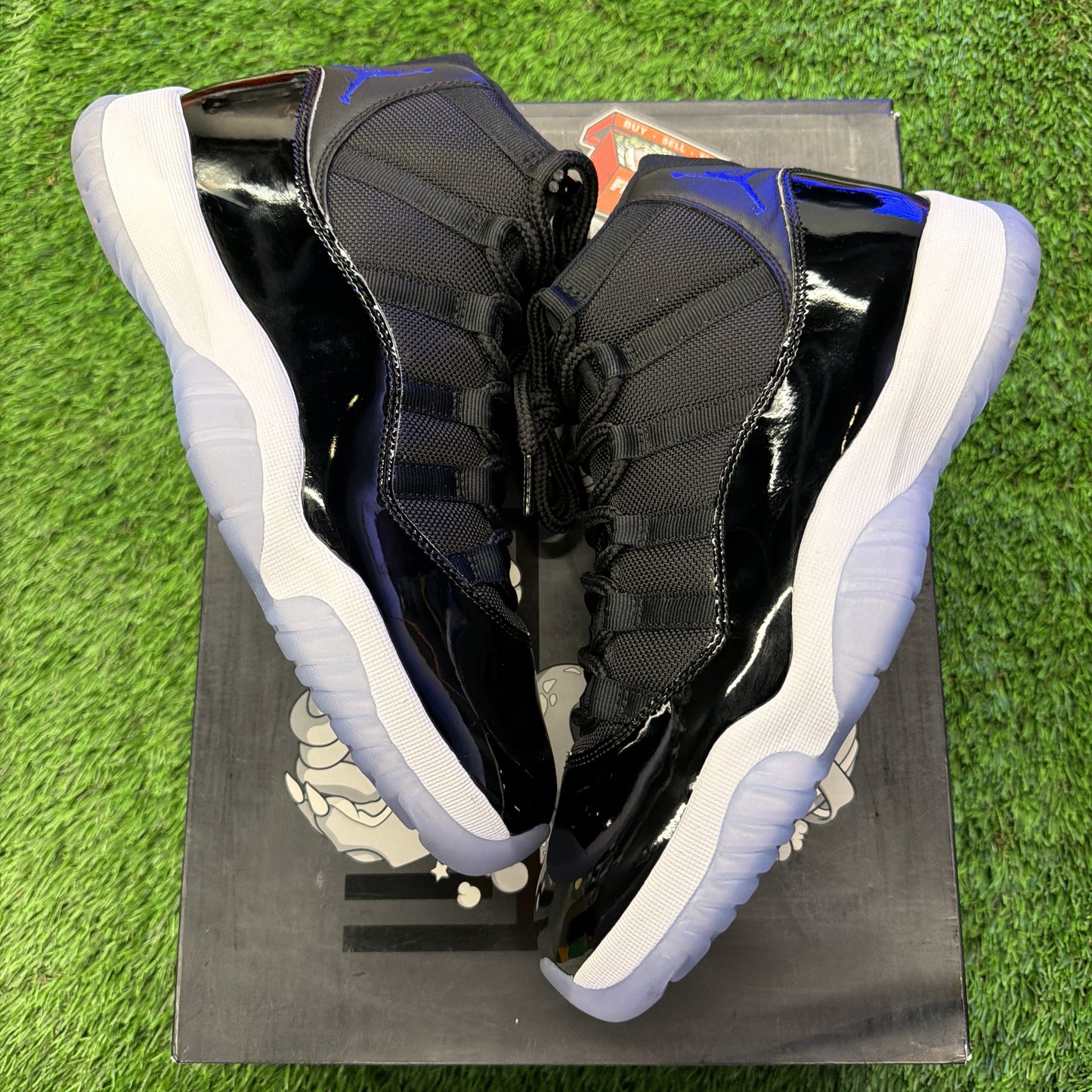 Air Jordan 11 Retro 'Space Jam' 2016