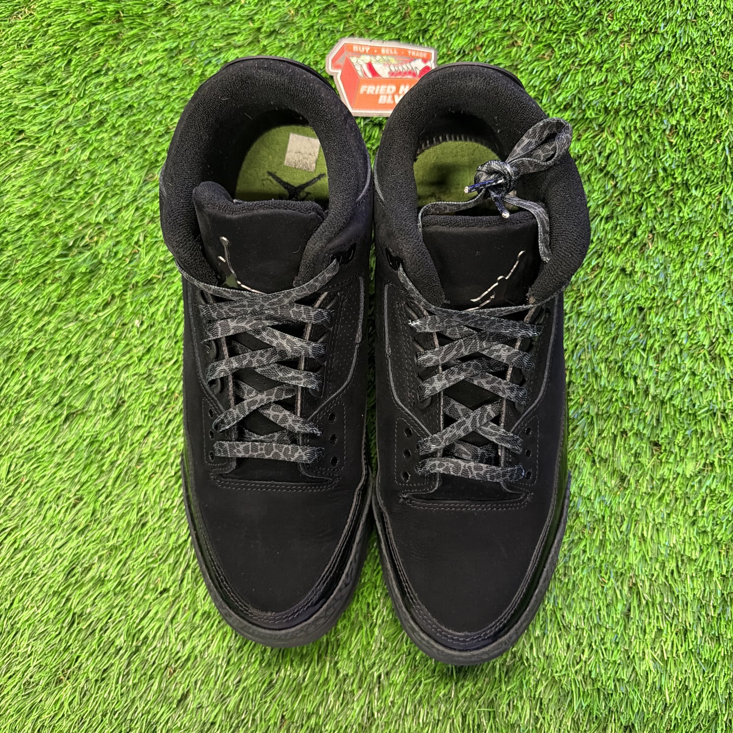 Jordan 3 Retro Black Cat (2025)