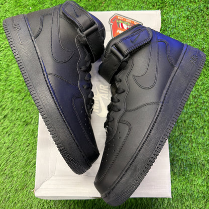 Nike Air Force 1 Mid '07 'Triple Black'